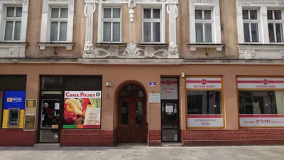 Dr hab. n. med Bartosz Sokół, Specjalista neurochirurg